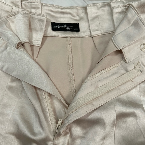 VICI High Waisted Pants - Picture 6 of 9